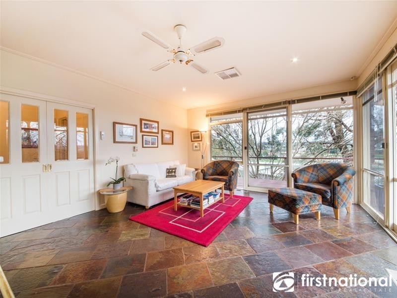 11 Clover Close, Berwick VIC 3806