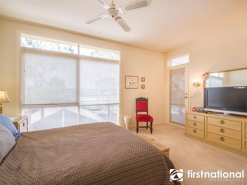 11 Clover Close, Berwick VIC 3806