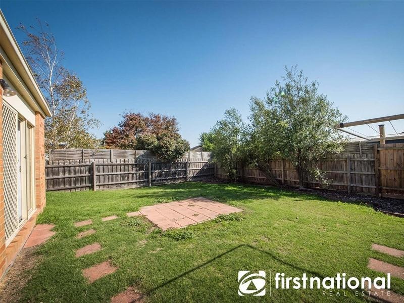 15 Margie Square, Narre Warren South VIC 3805