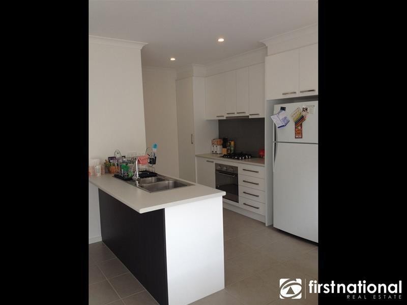 53 Atlantic Drive, Pakenham VIC 3810