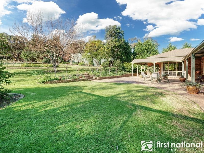 11 Angela Court, Narre Warren North VIC 3804