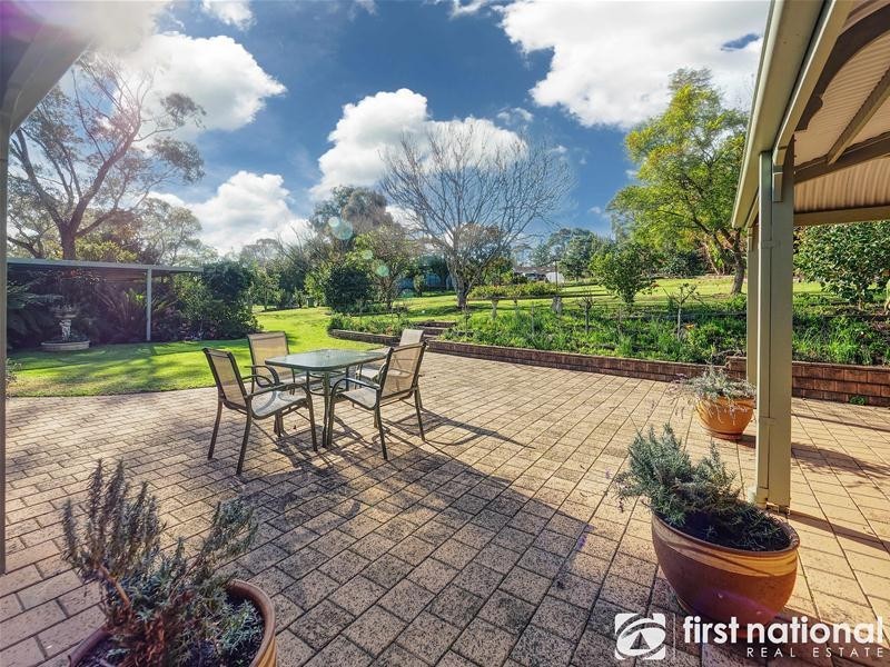 11 Angela Court, Narre Warren North VIC 3804