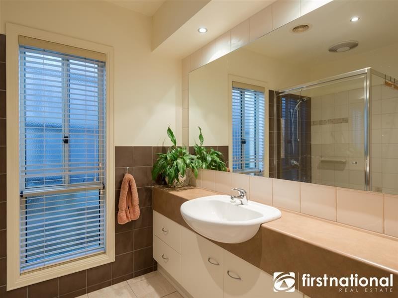 29 Grange Circuit, Beaconsfield VIC 3807