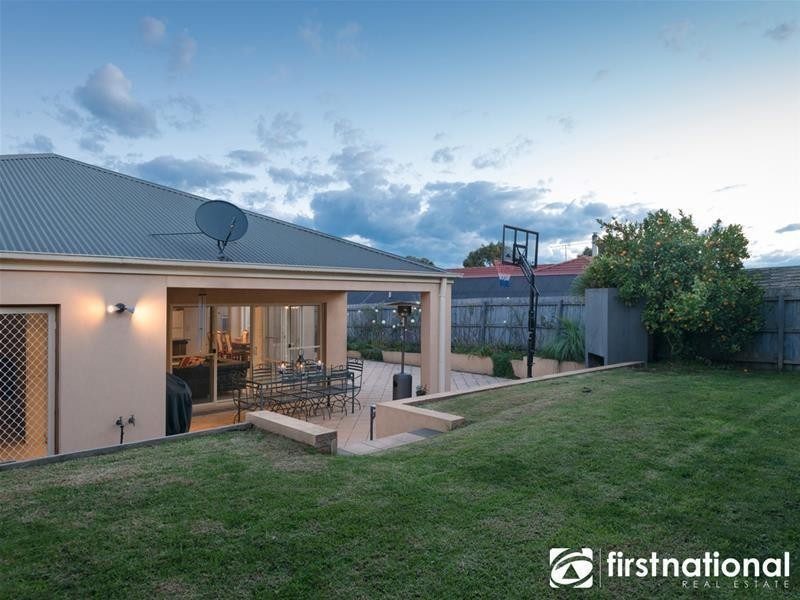 29 Grange Circuit, Beaconsfield VIC 3807