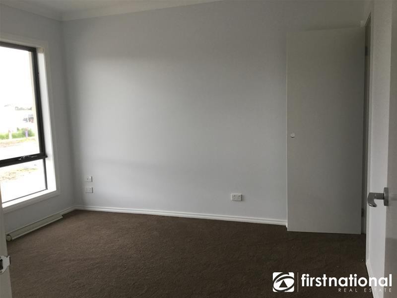 42 Rosina Drive, Officer VIC 3809