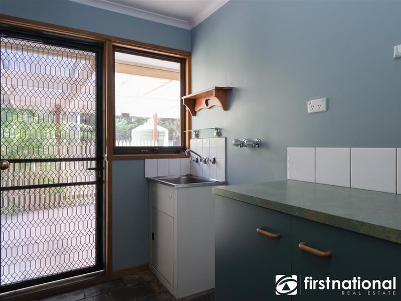 64 Collins Crescent, Berwick VIC 3806