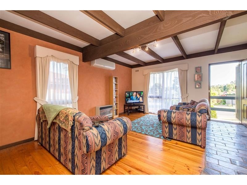 12 Mahon Crescent, Narre Warren VIC 3805