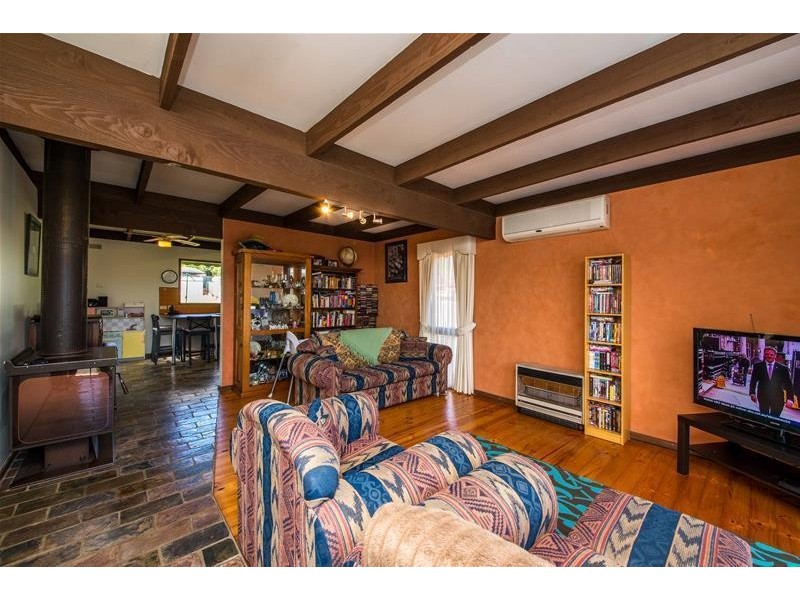 12 Mahon Crescent, Narre Warren VIC 3805