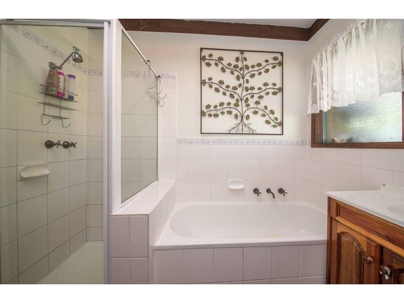 12 Mahon Crescent, Narre Warren VIC 3805