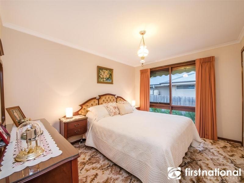 32 Outlook Drive, Berwick VIC 3806