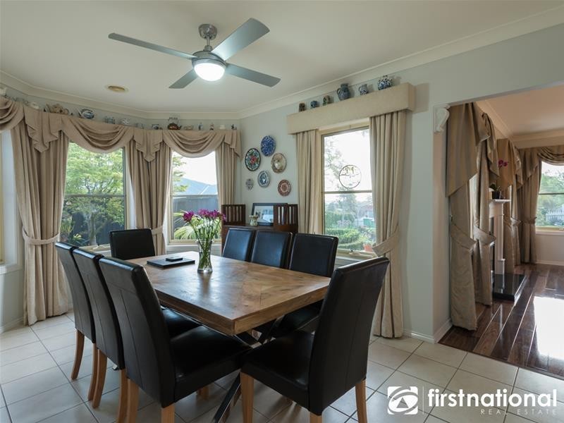 9 Kerry Place, Garfield VIC 3814