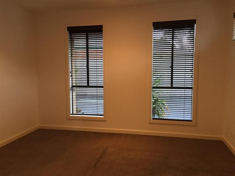 4A Manuka Road, Berwick VIC 3806