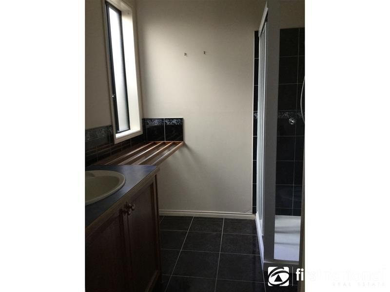 66 Leigh Drive, Pakenham VIC 3810