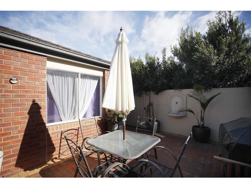 49 Sherwood Road, Narre Warren South VIC 3805