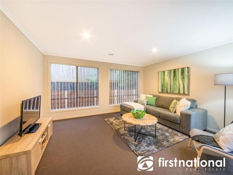 17 Rimfire Avenue, Drouin VIC 3818