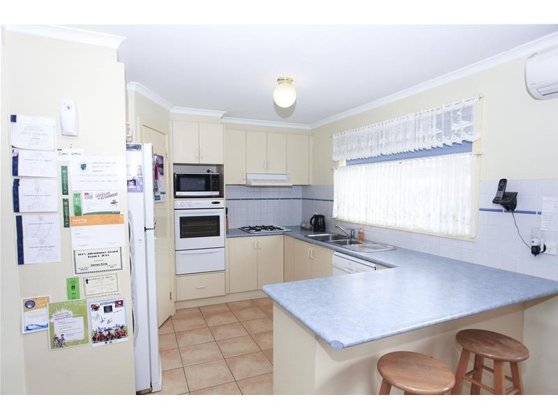 22 Warrenwood Place, Narre Warren VIC 3805