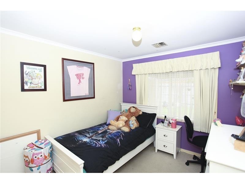 22 Warrenwood Place, Narre Warren VIC 3805