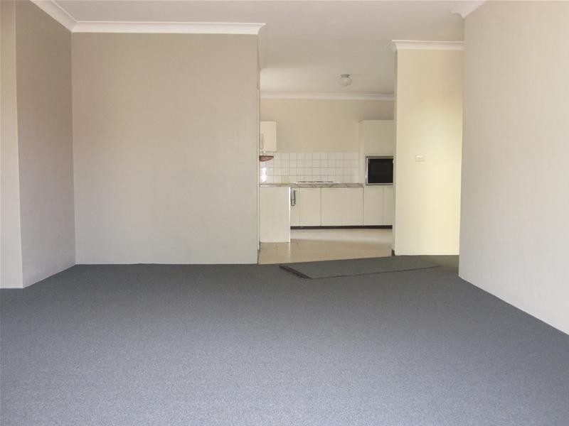 4/22 Neil Street, Merrylands NSW 2160