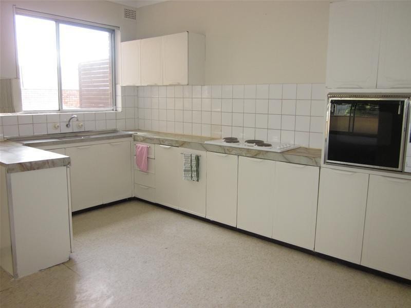 4/22 Neil Street, Merrylands NSW 2160