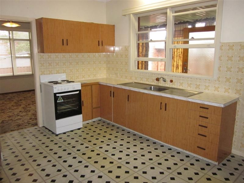 11 Carhullen Street, Merrylands NSW 2160