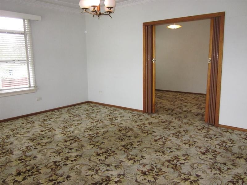 11 Carhullen Street, Merrylands NSW 2160