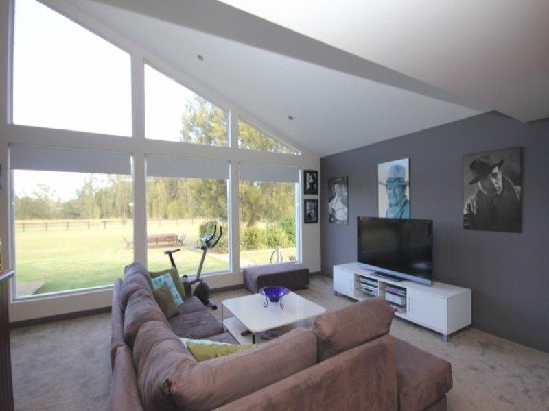 30 Portrush Crescent, Luddenham NSW 2745