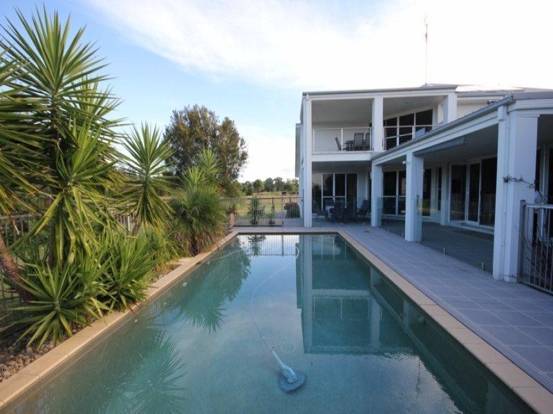 30 Portrush Crescent, Luddenham NSW 2745