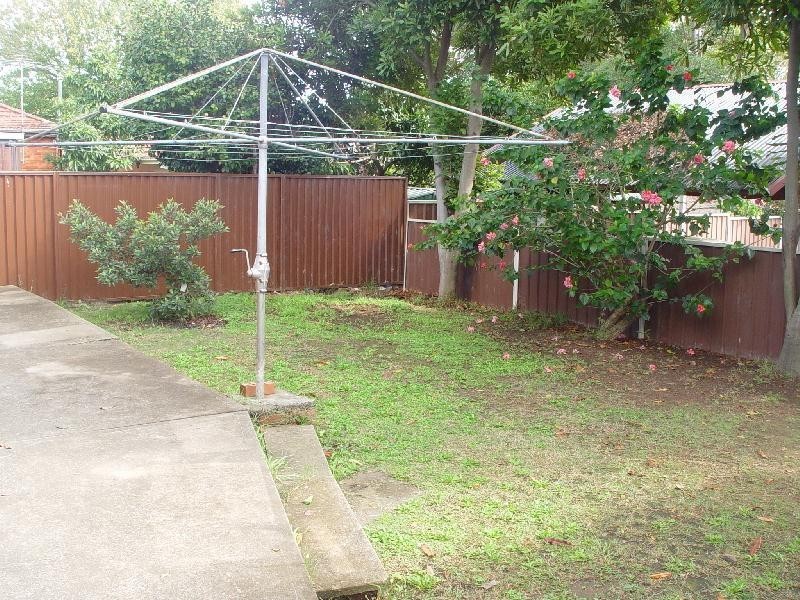 16 Gloucester Avenue, North Parramatta NSW 2151