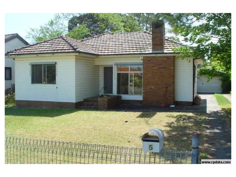 5 Phillip Street, Guildford NSW 2161