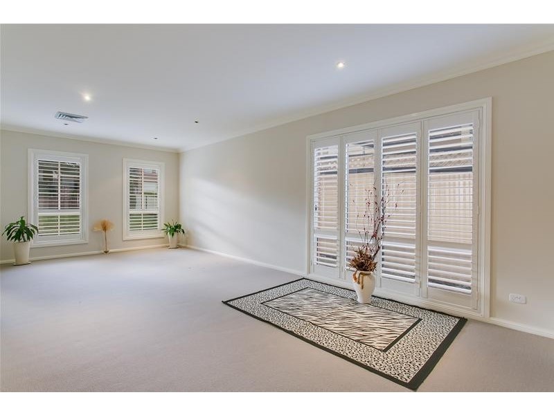 6 Valda Street, Merrylands West NSW 2160