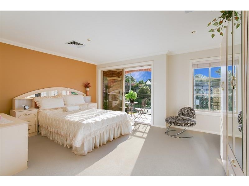 6 Valda Street, Merrylands West NSW 2160