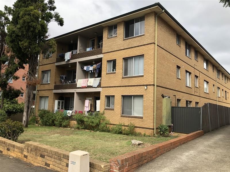 9/142 Good Street, Harris Park NSW 2150