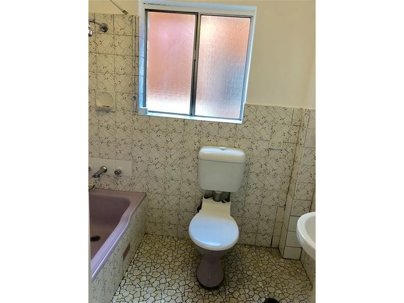 9/142 Good Street, Harris Park NSW 2150