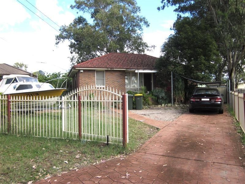 58 Mariana Crescent, Lethbridge Park NSW 2770