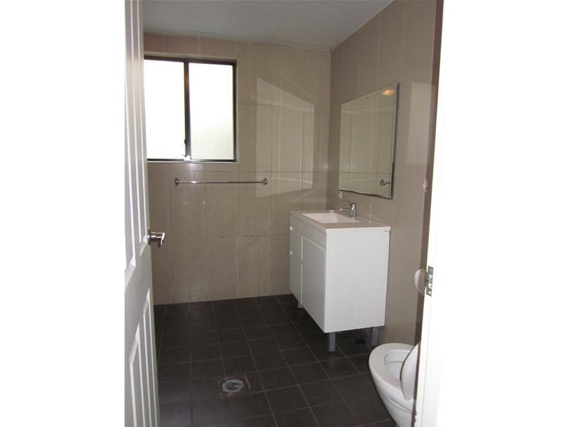 2/170 Bridge Road, Westmead NSW 2145