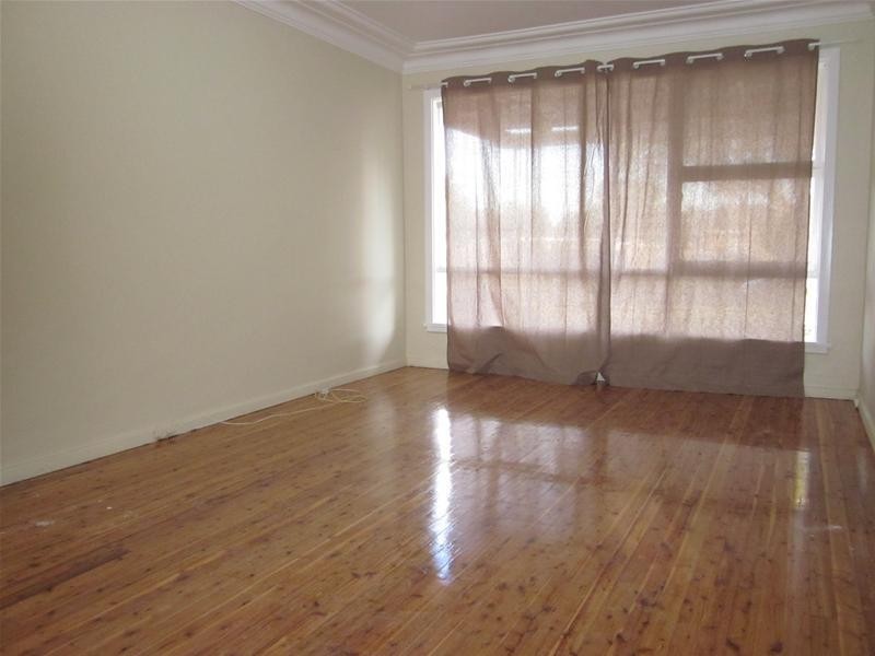 32 Cooyong Crescent, Toongabbie NSW 2146