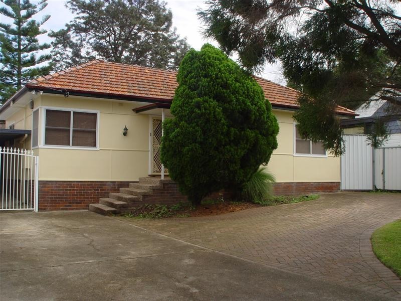 10 Ellis Street, Merrylands NSW 2160
