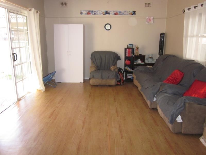 51 Alexandra Avenue, Westmead NSW 2145