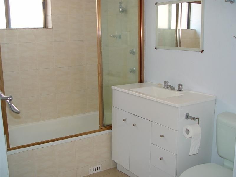 4/7 Griffiths Street, Blacktown NSW 2148