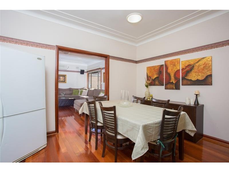 206 Blaxcell Street, Granville NSW 2142