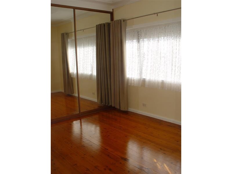 7 Bartlett Street, South Wentworthville NSW 2145