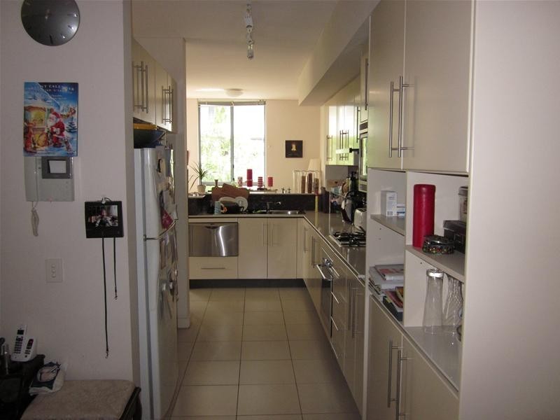 304/5 Stromboli Strait, Wentworth Point NSW 2127