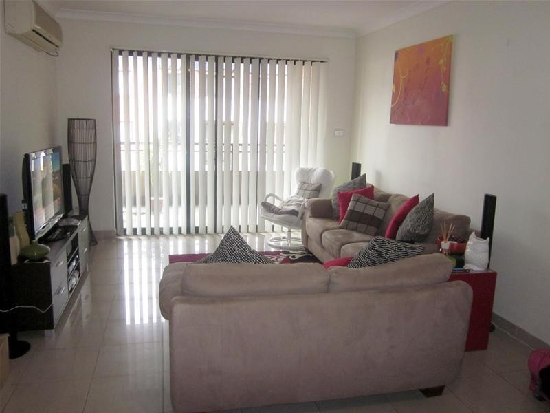 16/10-12 Wingello Street, Guildford NSW 2161