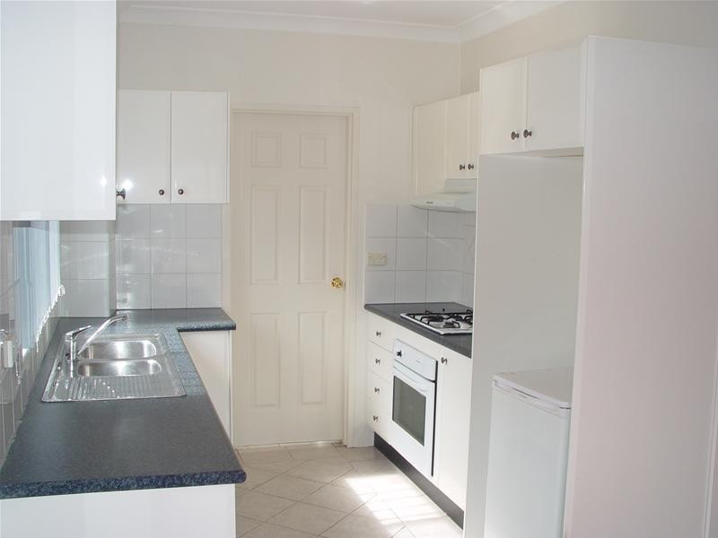 2/28 Harris  Street, Harris Park NSW 2150