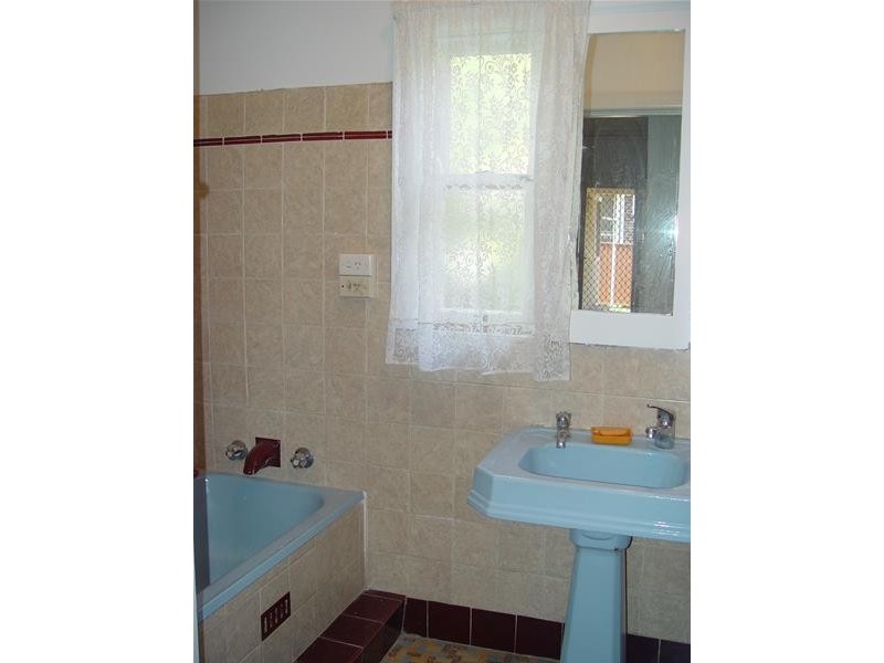 36 Lockwood Street, Merrylands NSW 2160