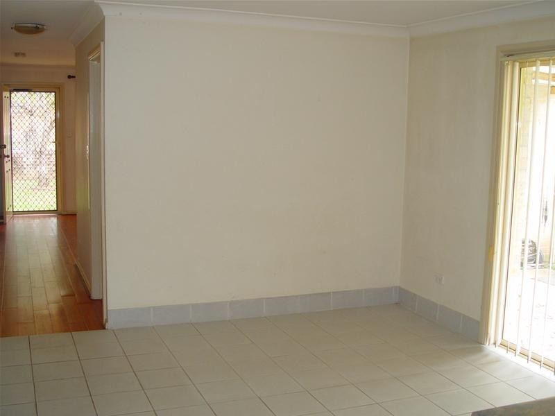 2/18 Belinda Place, Mays Hill NSW 2145