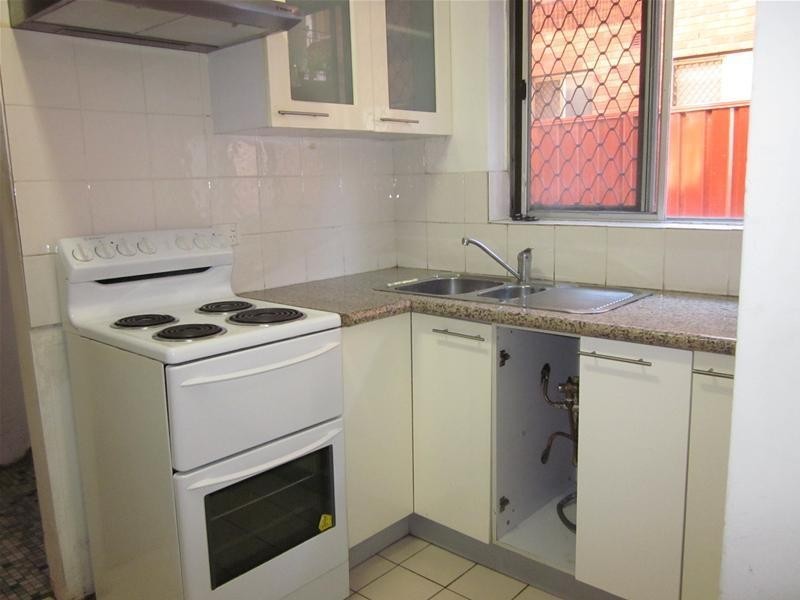 2/17 Parkes Street, Harris Park NSW 2150