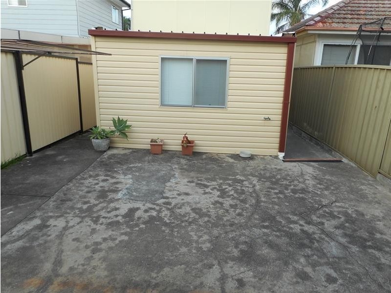 4 Warialda Street, Merrylands NSW 2160