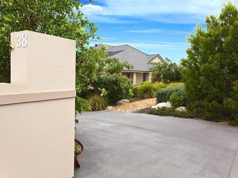 38 Portrush Crescent, Luddenham NSW 2745