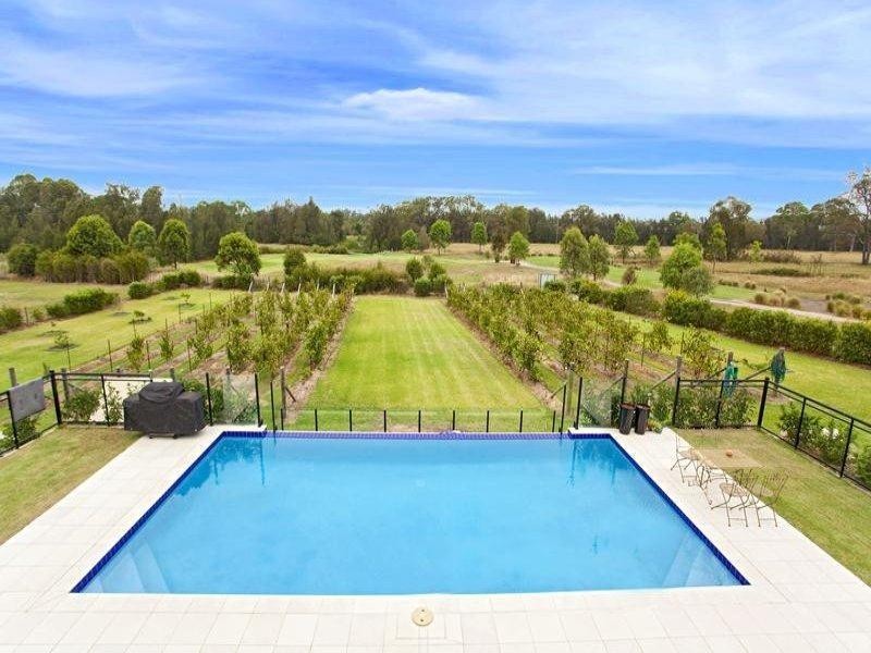 38 Portrush Crescent, Luddenham NSW 2745